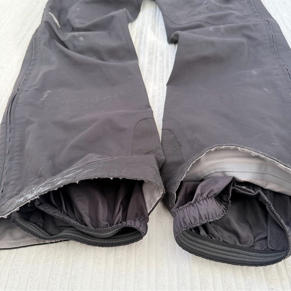 Descente Men’s Insulated Ski Snow Pants | Size M - Picture 4 of 10